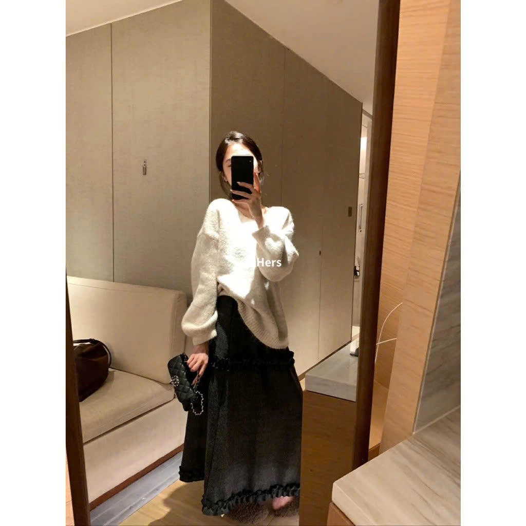 Mới cho mùa đông! [Hers] Chân váy form đứng dài có thun bo eo bo chun viền sóng thoải mái 10250