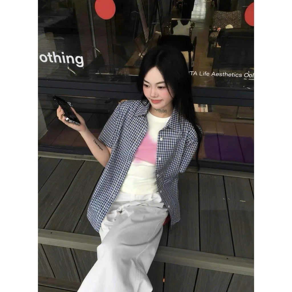 [WGWE] Áo sơ mi nữ tay ngắn họa tiết caro, cổ bẻ phong cách vintage, rộng rãi dễ phối đồ tôn dáng W3679